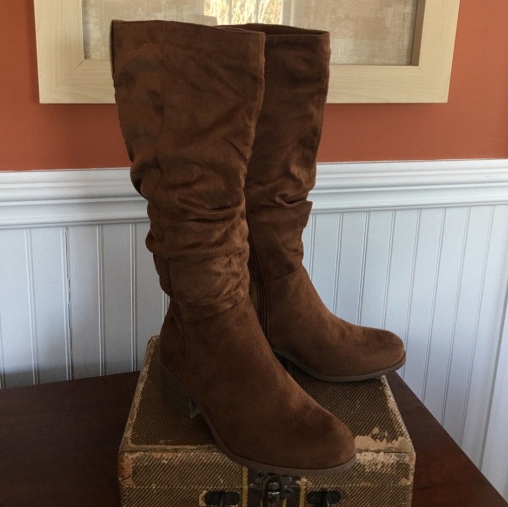 CHARLOTTE RUSSE BOOTS